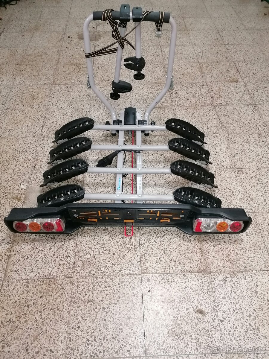 Nosič na kola na tažné.