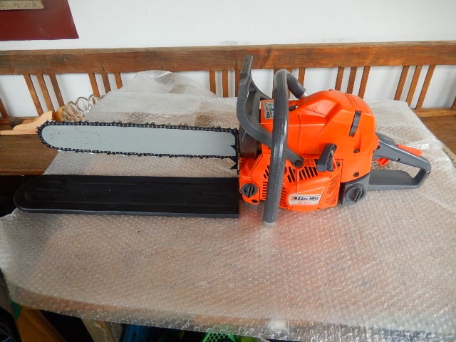 Motorová pila Oleo Mac GS 651, málo používaná, funkční.