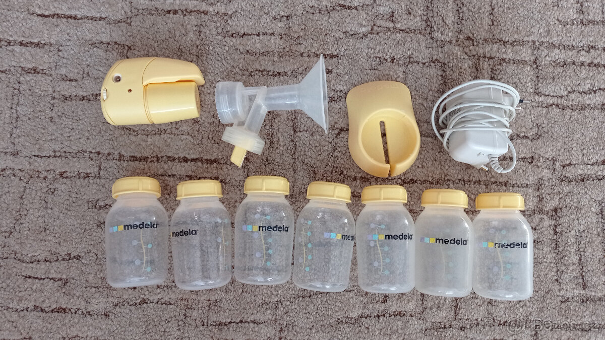 Elektrická odsávačka Medela + 7 nádobek