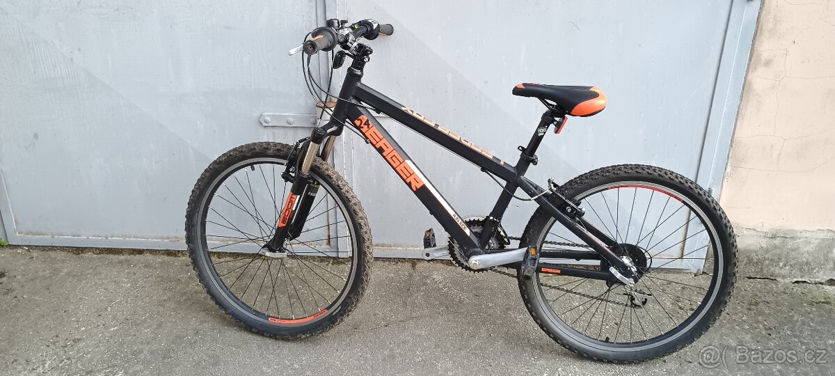 Dětske horské kolo Felt 24"