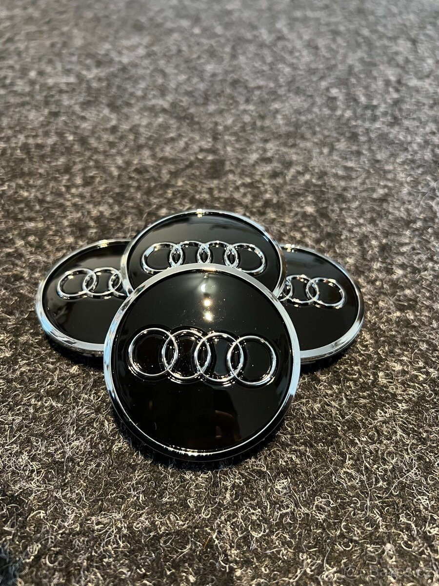 Středové krytky Audi 61mm černé