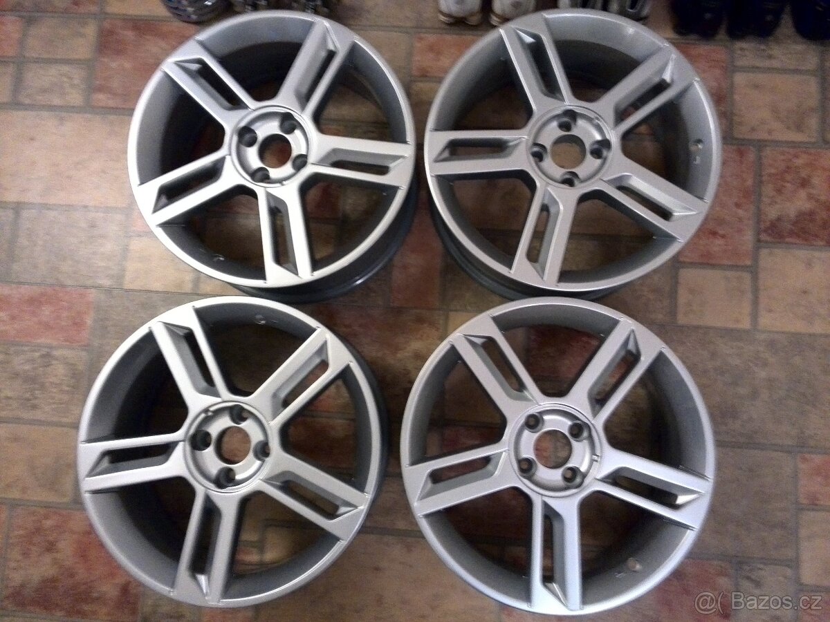 Lité disky Fiat Speedline 17"+pneu Barum 215x45_zánovní