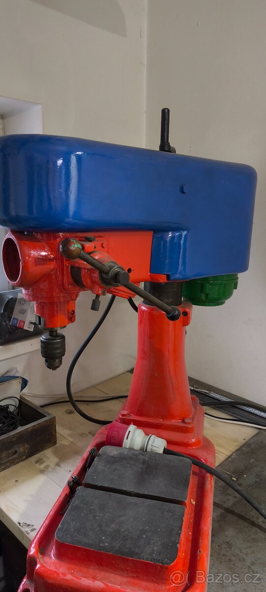 Stolni vrtačka AUTOAVIA