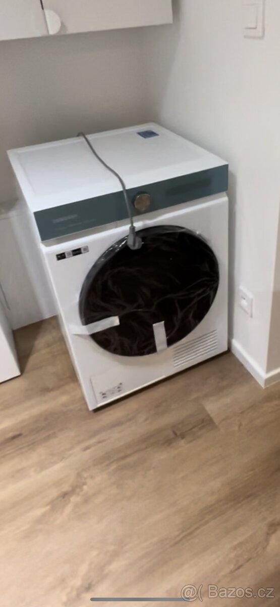 Samsung BESPOKE AI™ 9kg sušička DV90BB9445GMS7 s QuickDrive™