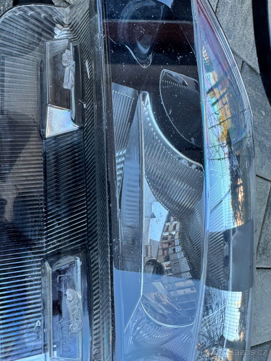 Levý světlomet Škoda Rapid