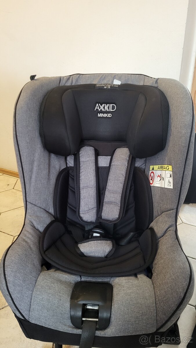 Autosedačka Axkid Minikid