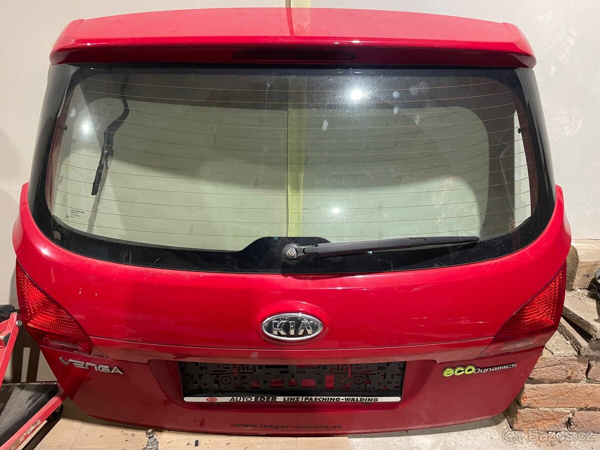 Kia Venga páté dveře
