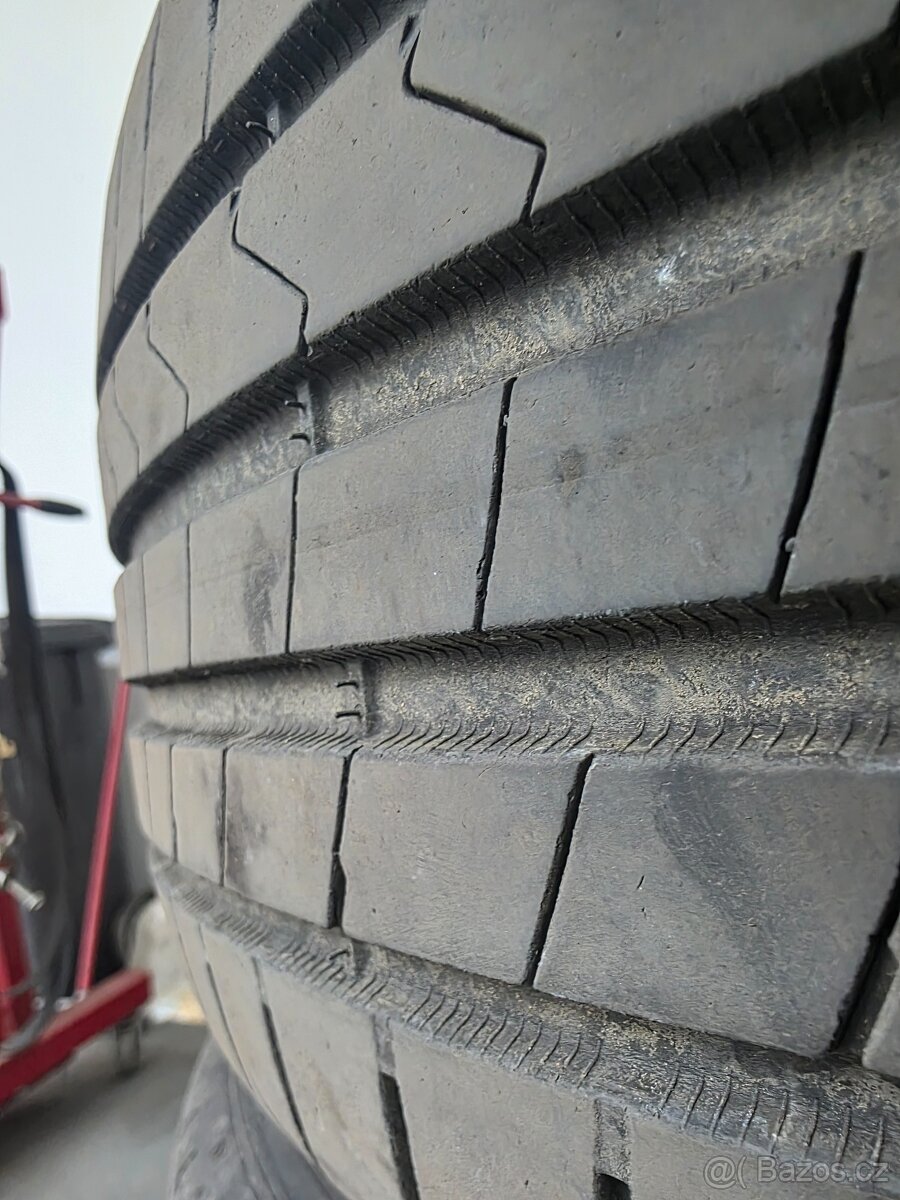 Letné pneumatiky 215/50/17