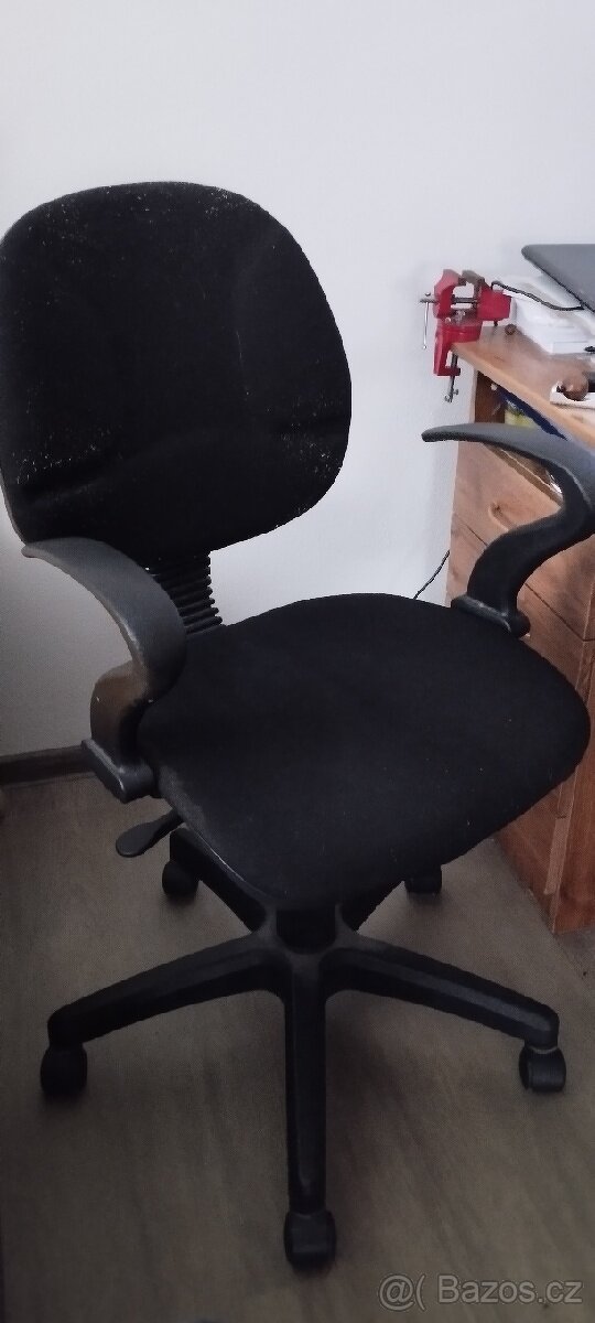 Židle k PC, kancelářské křeslo k počítači Vsetín