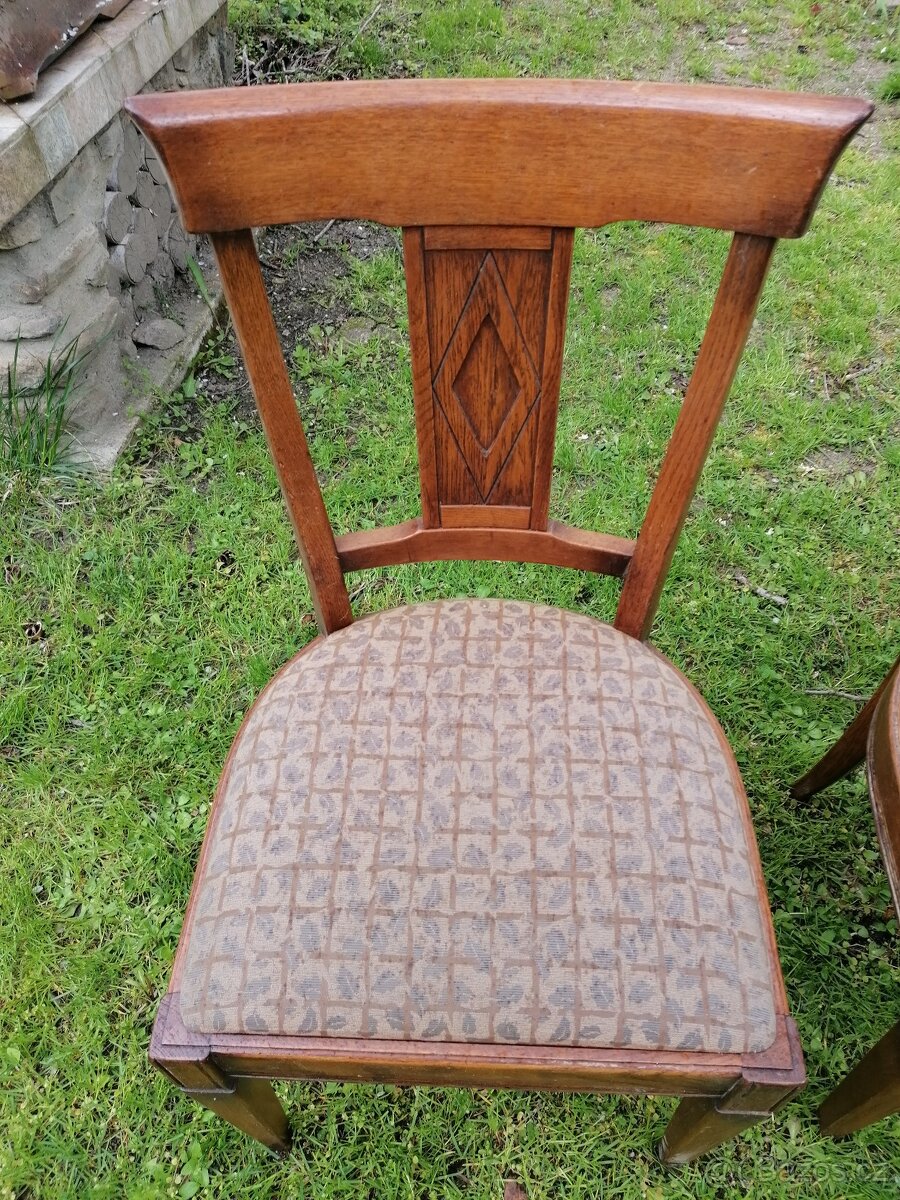 Prodám dřevěné židle originál holanský nabytek