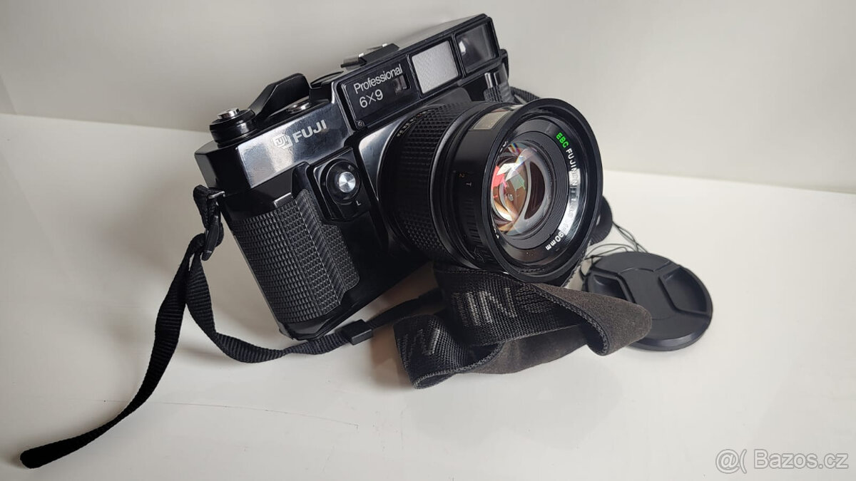 FUJI GW690II - analogový středoformát