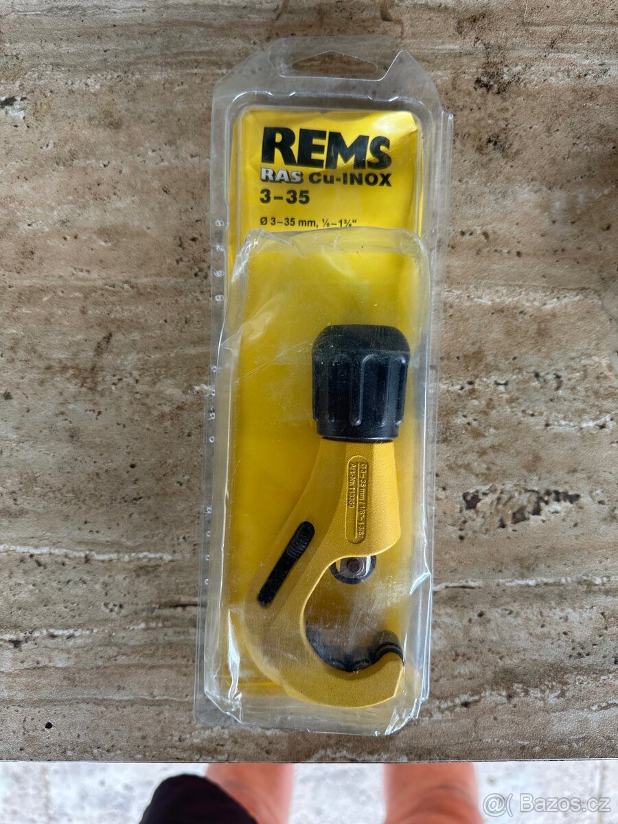 Řezák na trubky REMS RAS Cu-INOX 3-35