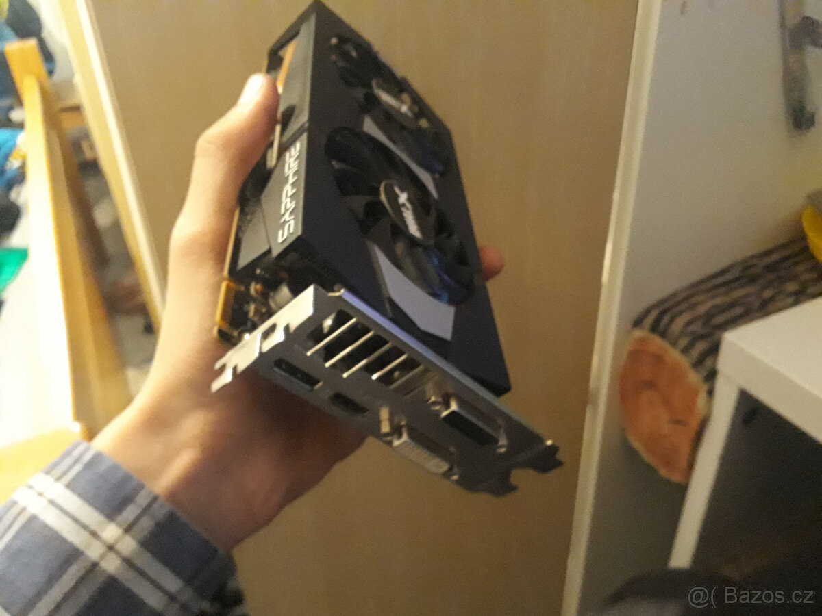 sapphire amd R9 270 x
