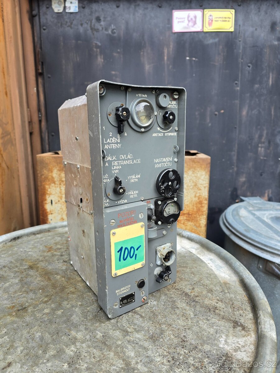 Radiostanice R-105