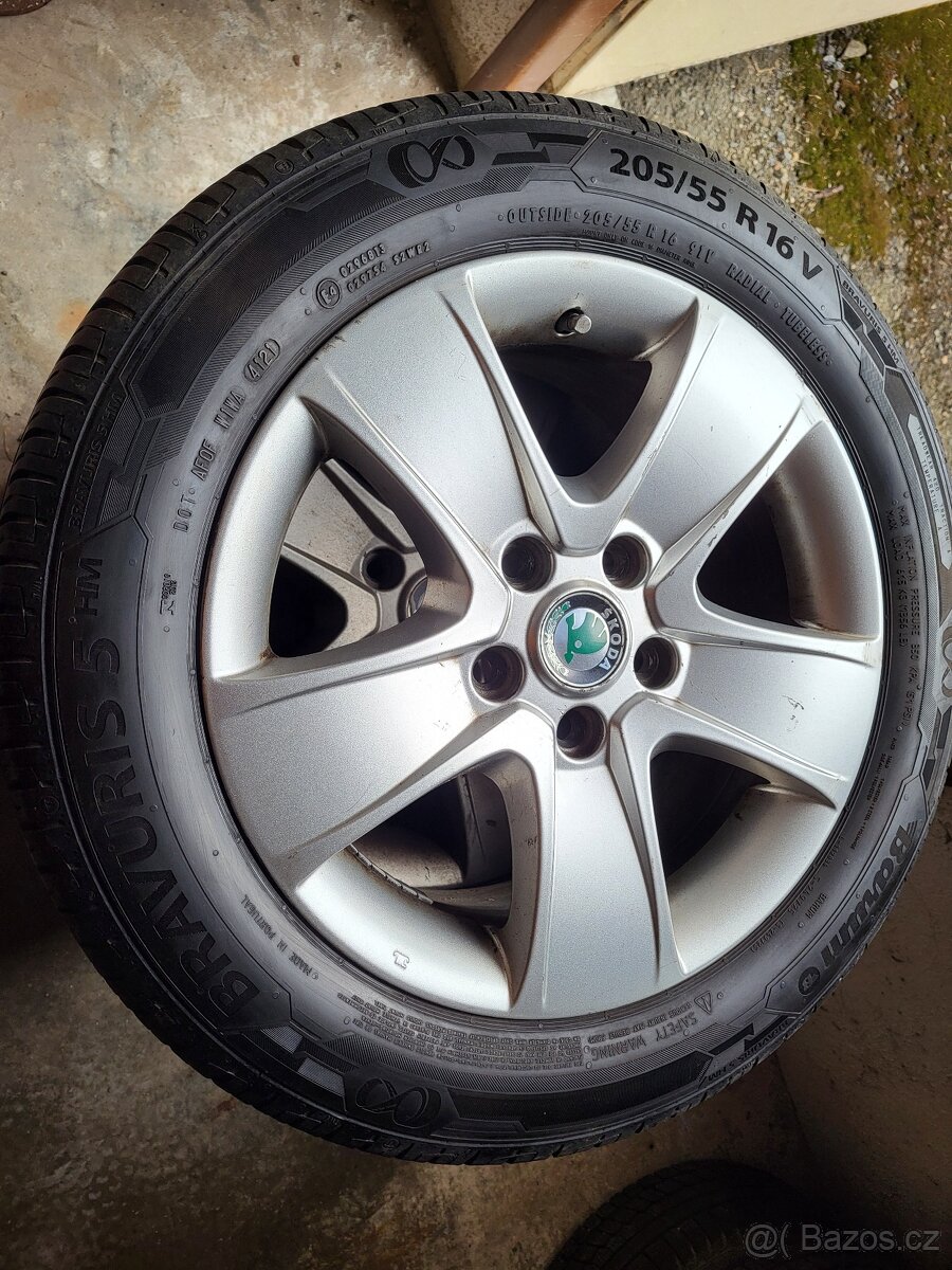 Alu kola Škoda Octavia II 205/55/16 BARUM BRAVURIS 5