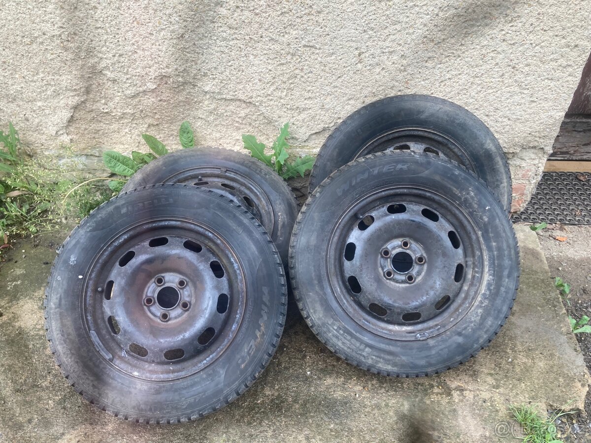 5x100, 195/65/15 Pirelli