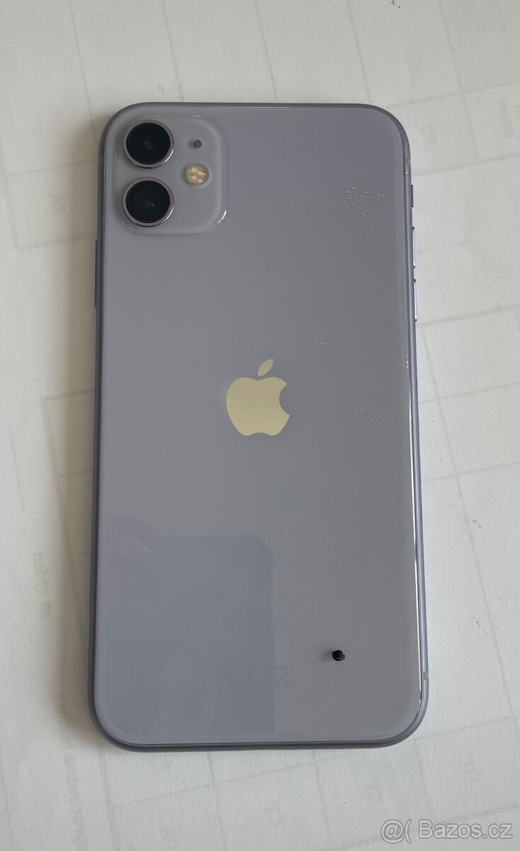iPhone 11 fialový