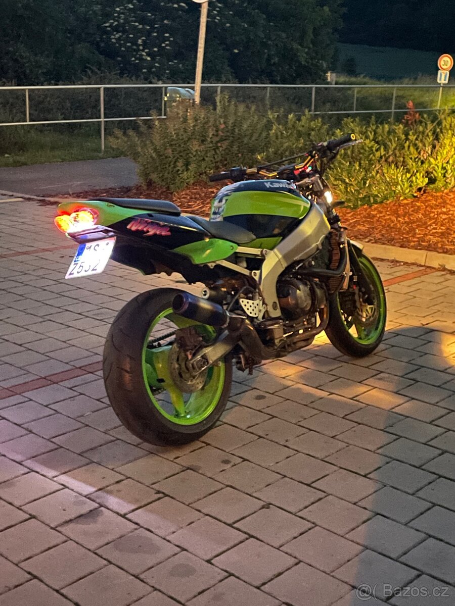 2x Kawasaki zx6r 2001 Dvě motorky