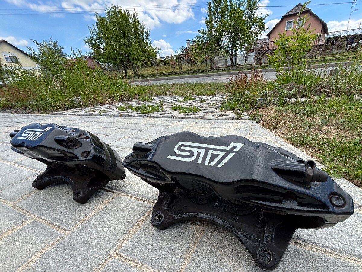 Brzdiče Brembo Subaru - přední