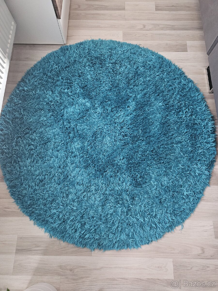 Kulatý koberec 140 cm