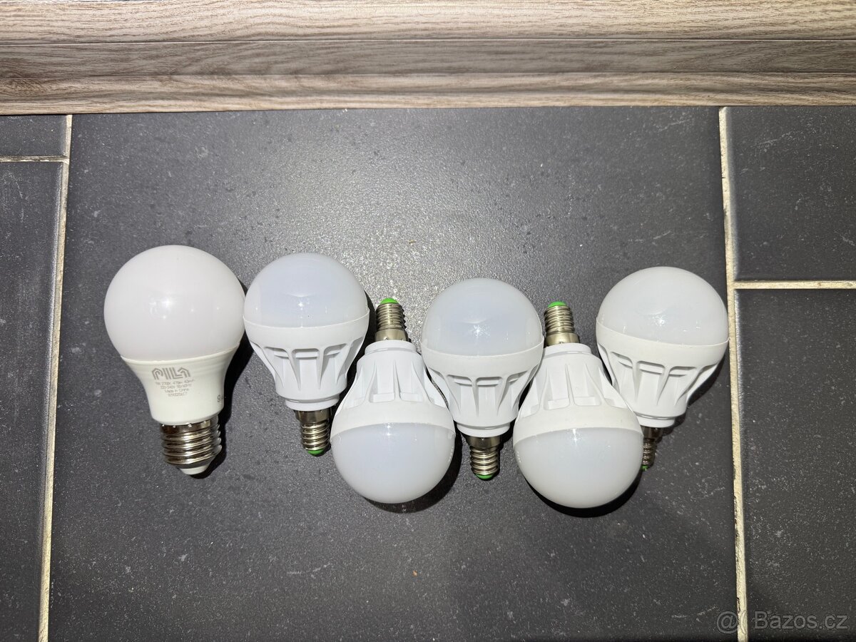 LED žárovky E14, E27