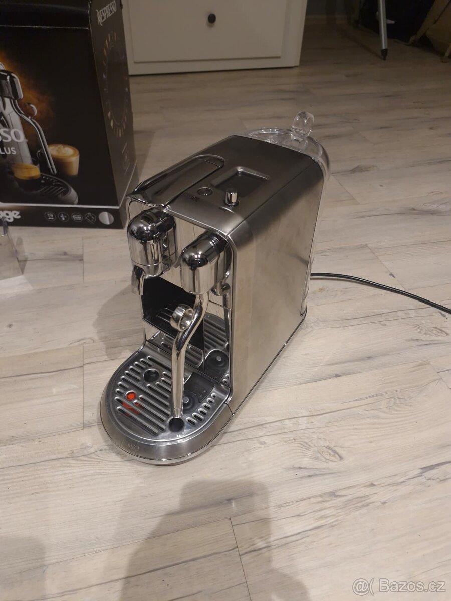 Kávovar Creatista Plus