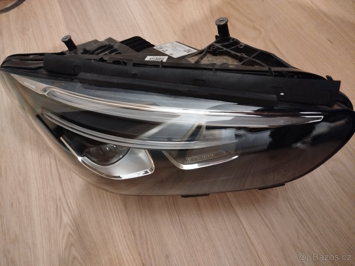 Mercedes Benz B Klassa W247 světlo