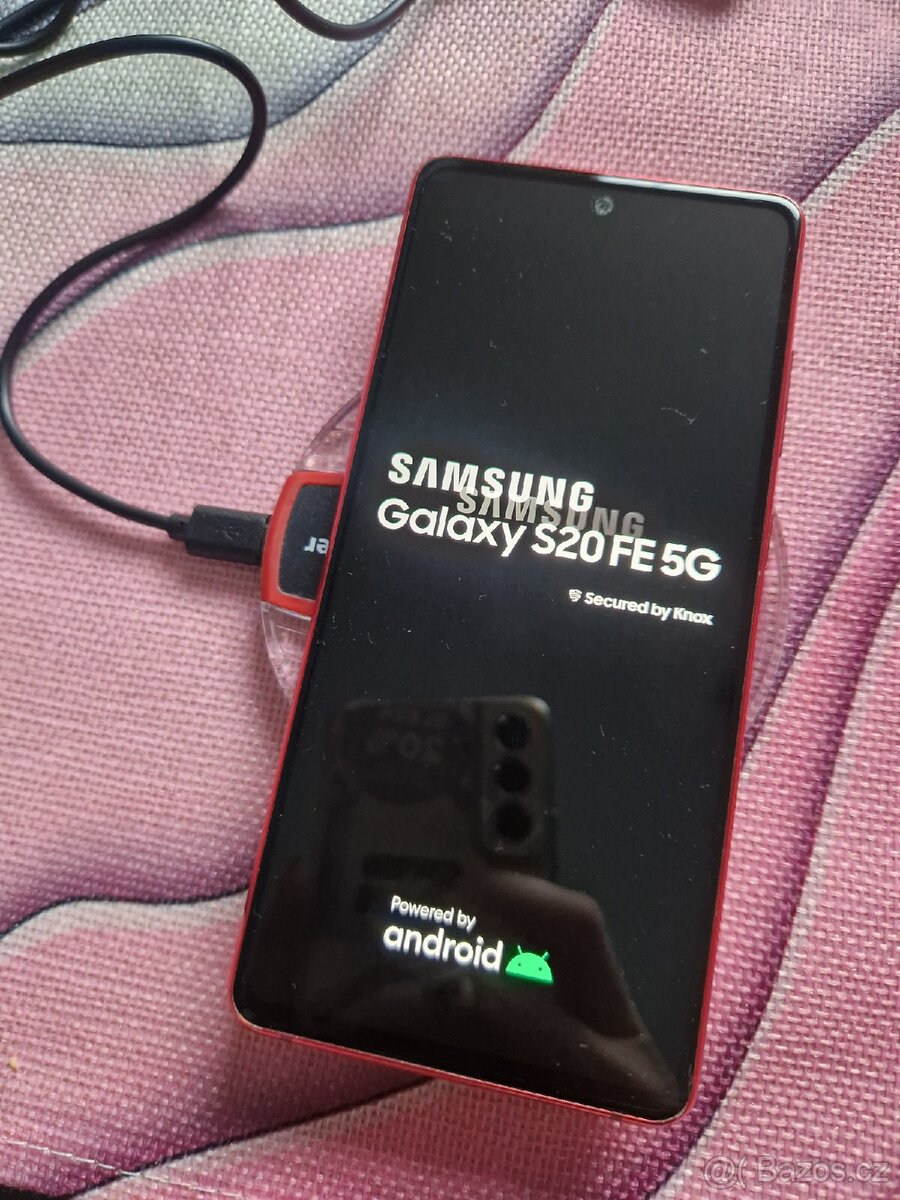 Samsung galaxy dual Sim S20 fe 5g červený s příslušenstvím