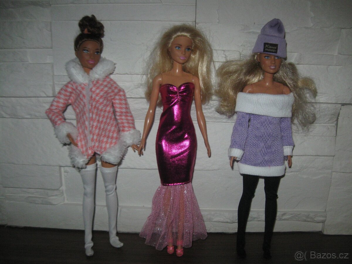 B sada 3ks oblečení na Barbie