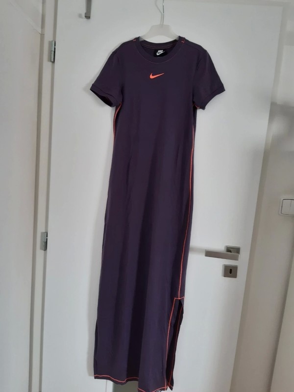 Šaty NIKE nové