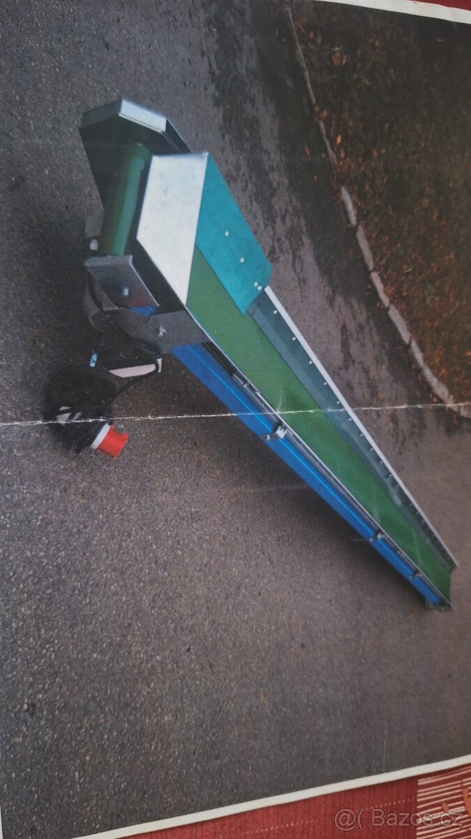 Pásový dopravník 6150 cm.