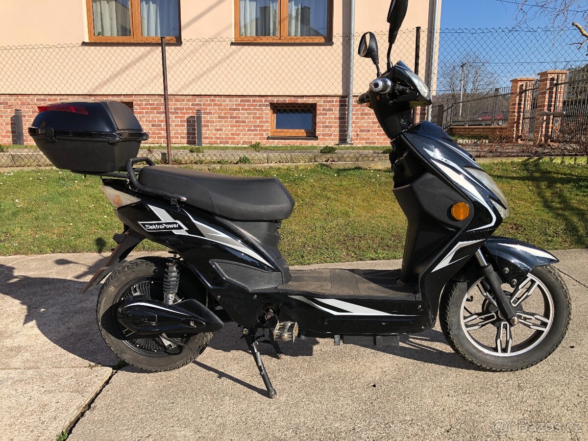 Elektroskútr ElektroPower Volt M3 90 km/h,72V 44Ah, 6,4kW