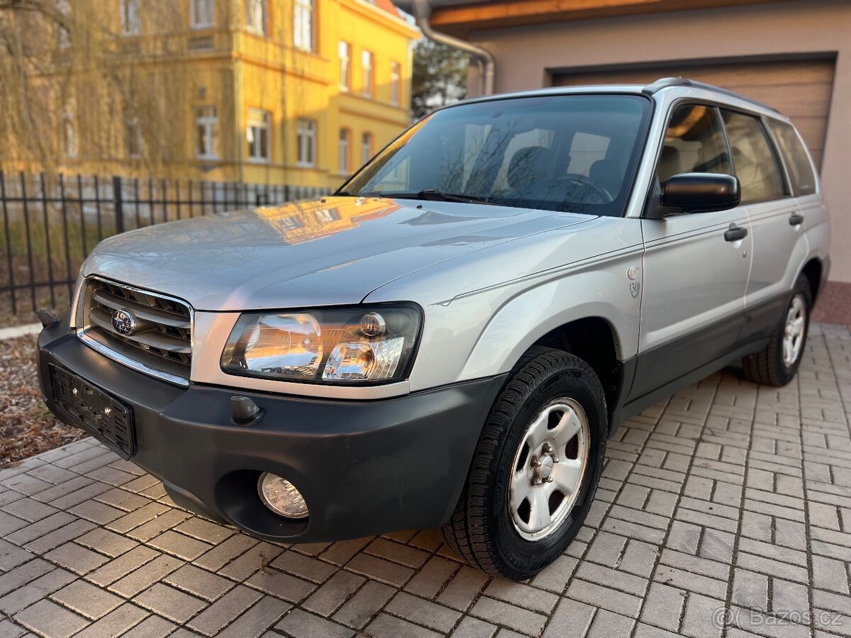 SUBARU FORESTER 2.0i 4x4 -NOVÁ-STK-2.MAJITEL