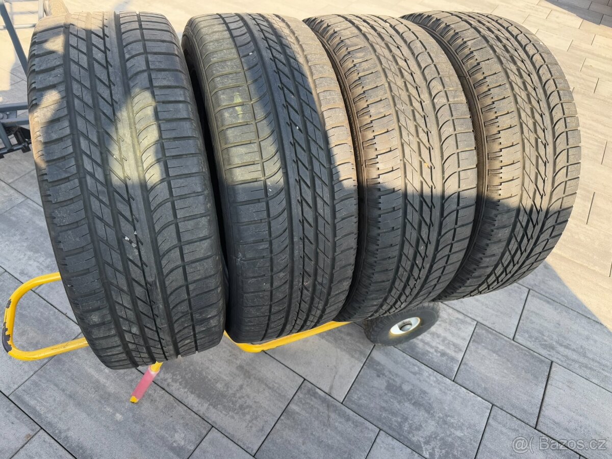 Letní pneu 255/55/20 Goodyear zánovní