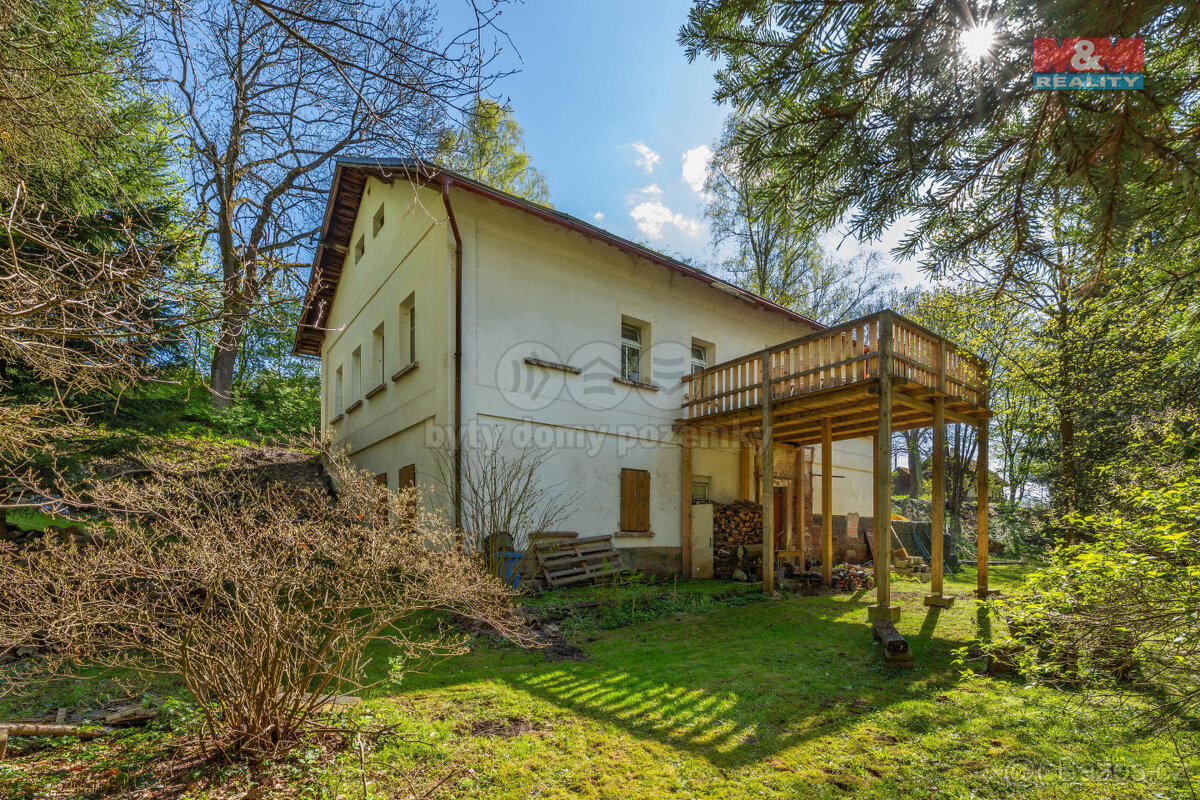 Prodej rodinného domu, 218 m², Svojek