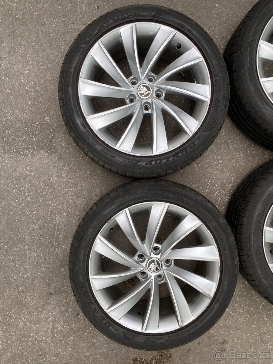 Škoda Superb originál Alu kola Pegasus 5x112 8Jx18H2 ET44