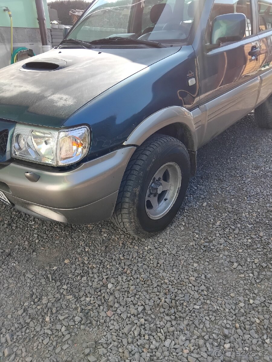 Nissan terrano 2