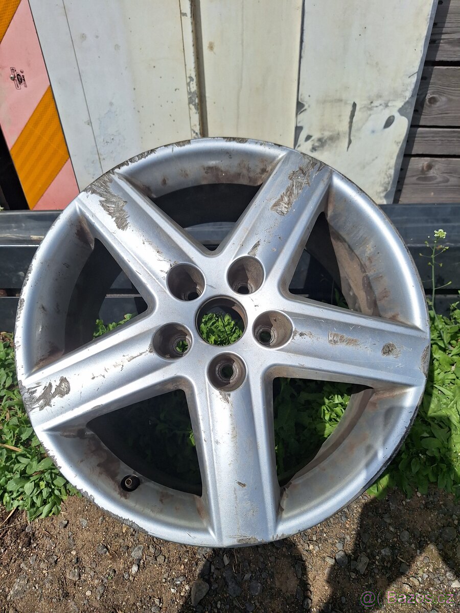 Lité kolo AUDI