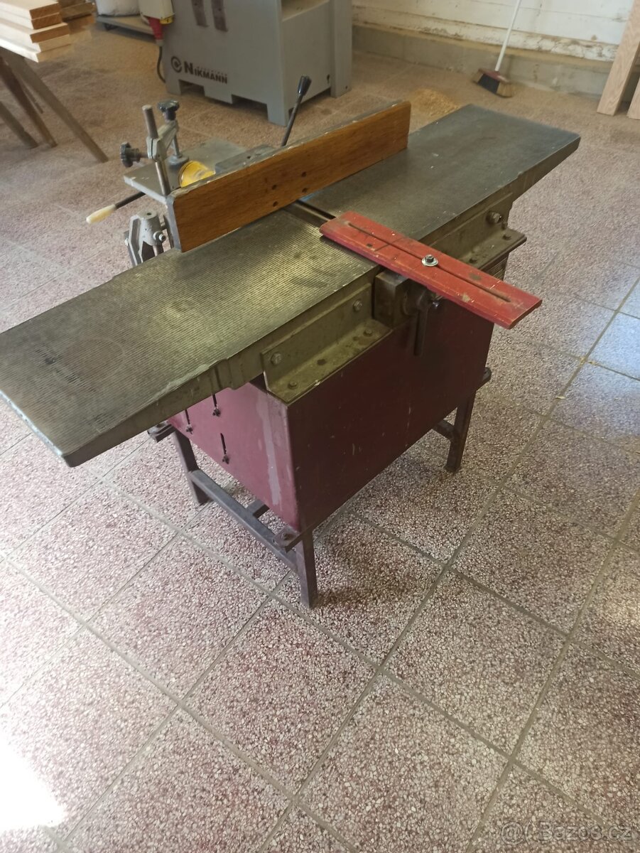 Srovnávačka + dlabačka typ 310