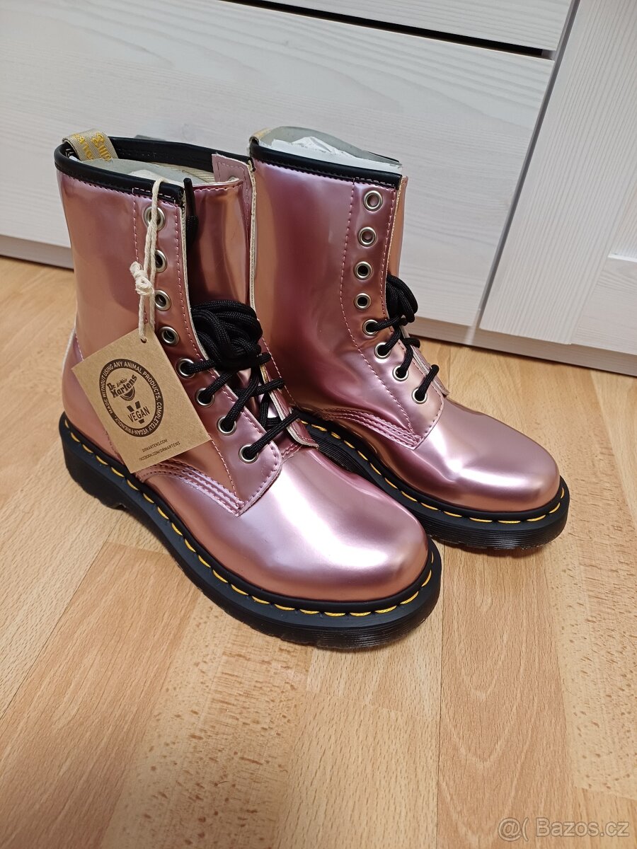 Úplně nové glády značky, Dr.Martens velikost 36