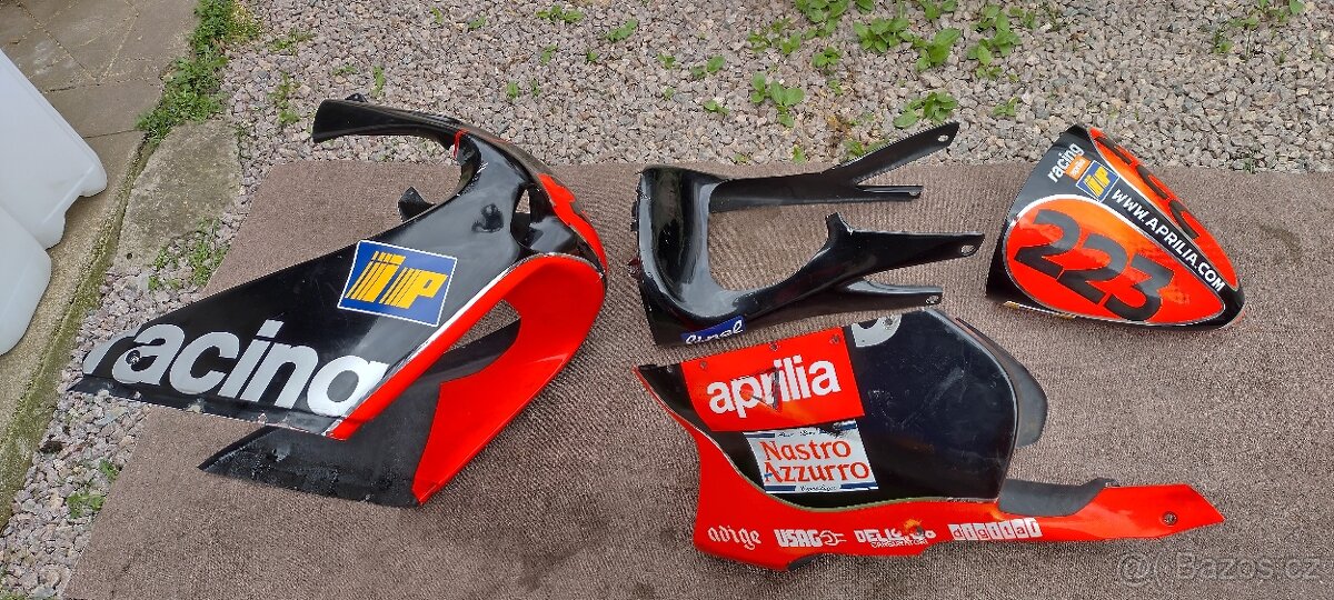 Závodní lamináty Aprilia RS 250 MK2
