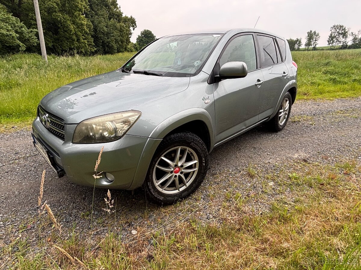 Toyota rav4 2.2 d4d 130kw