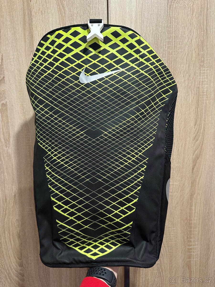 Nike Vapor Max Air taška/batoh střední velikosti