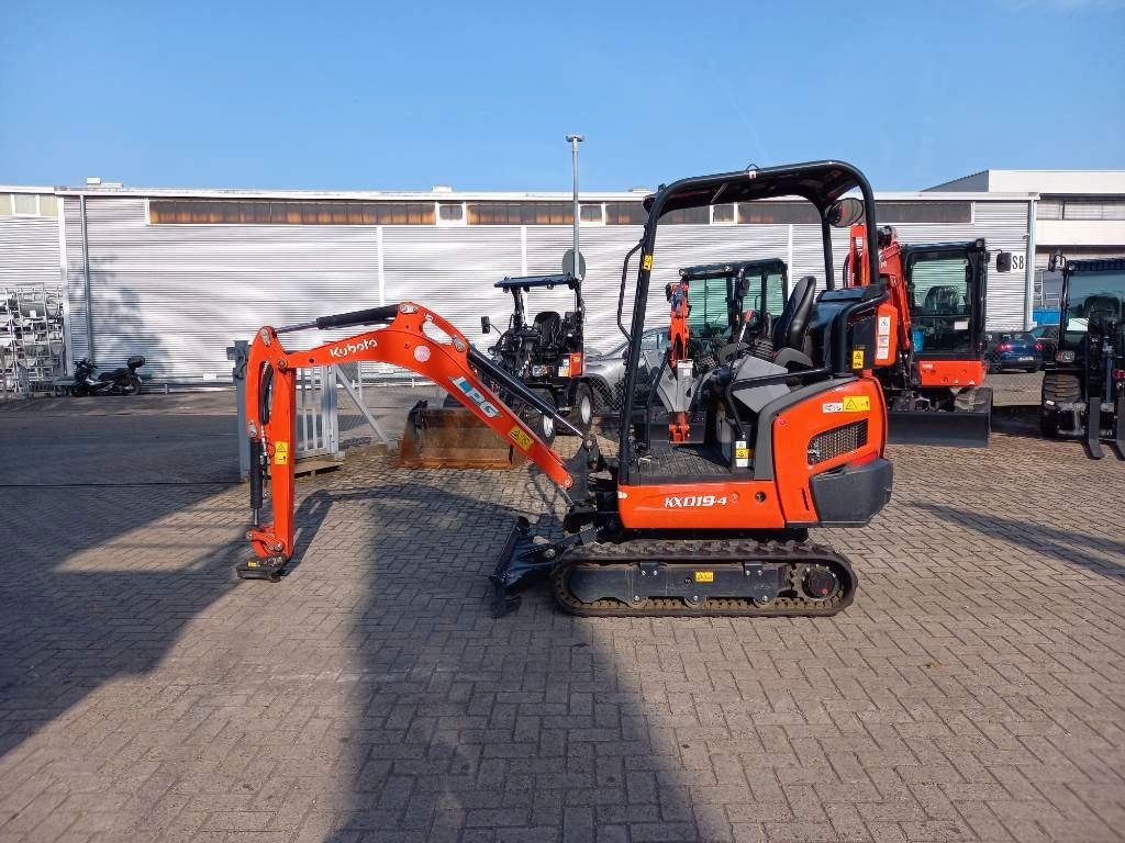 Minibagr Kubota KX019-4 LPG
