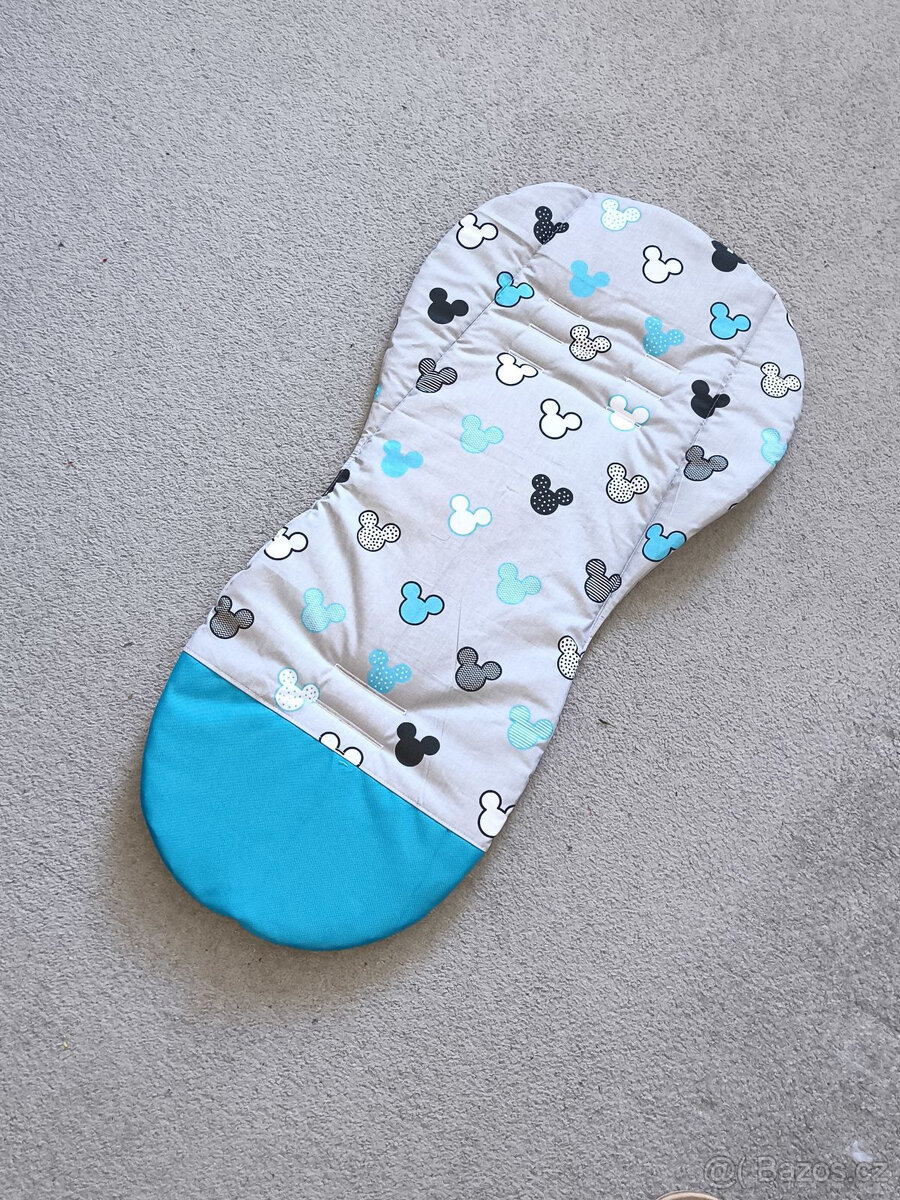 Nová prodloužená podložka do kočárku Mickey