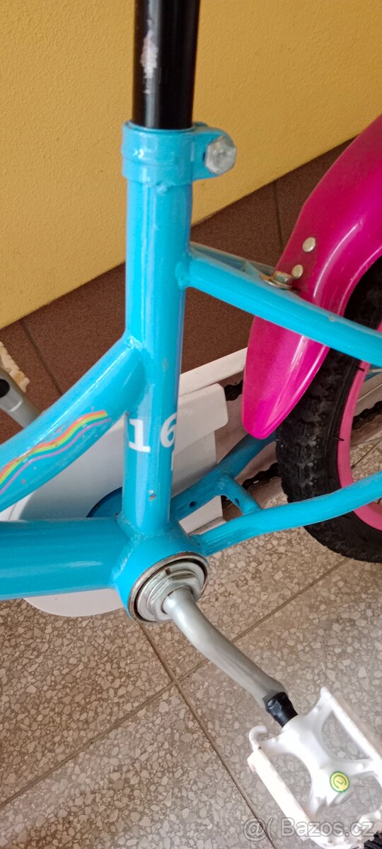 Dětské kolo 16