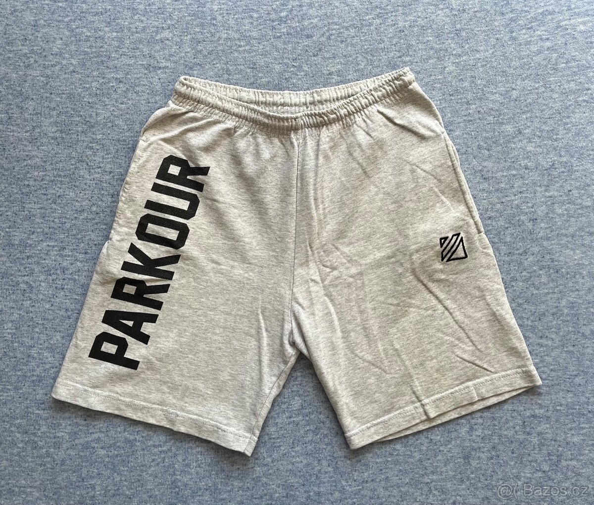 Parkour šedivé kraťasy