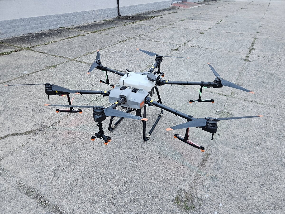 DJI Agras T30 + komplet vybavenie