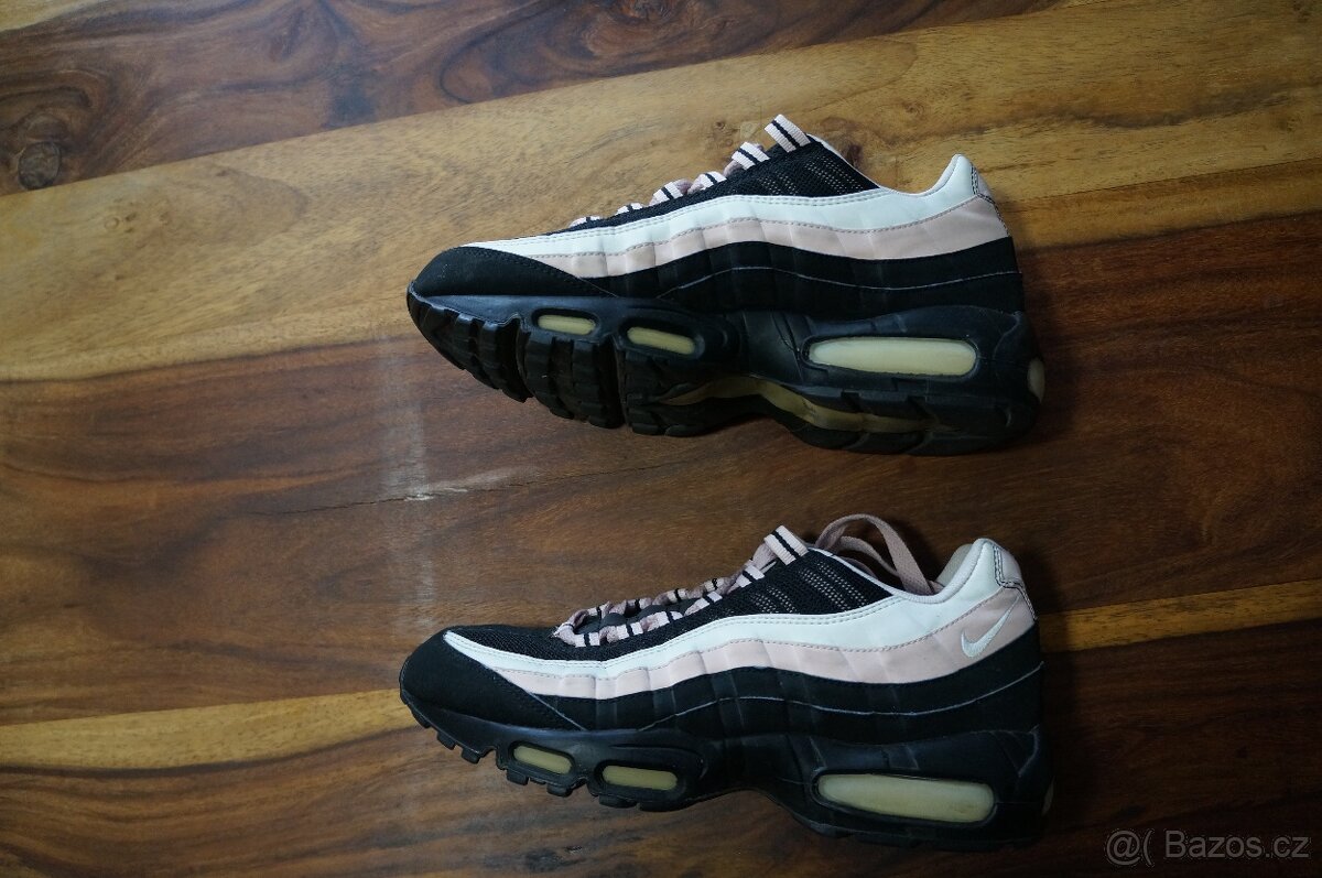 Nike air max