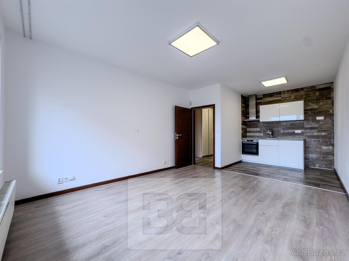 Krásný byt 2+kk Praha 5 - Zličín, ul.Sazovická, ev.č. N08467